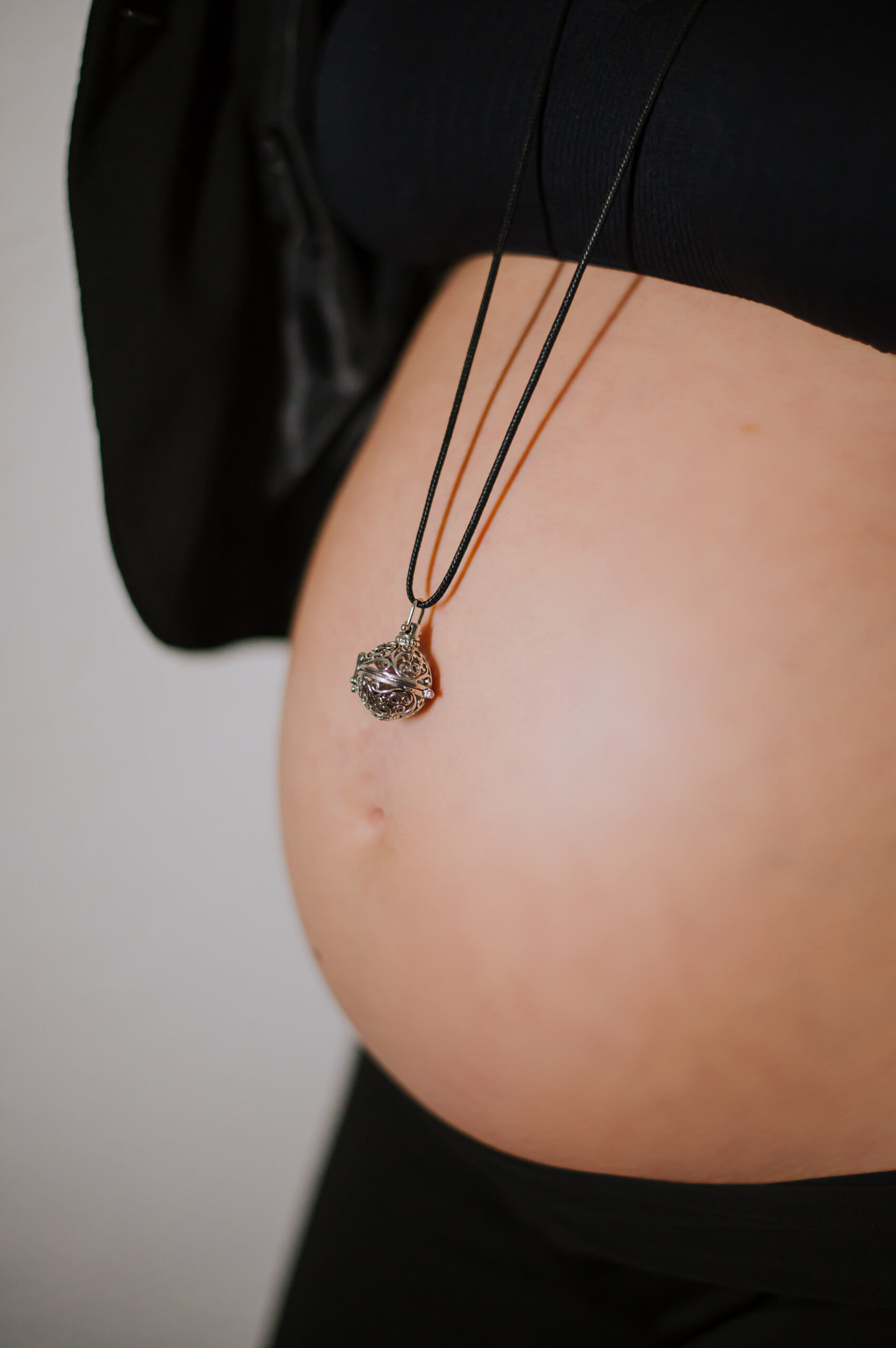 Masaje prenatal relajante embarazadas